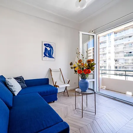 Moderne Proche - Balcon Et Climatisé Niza