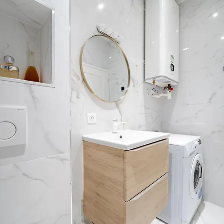 Moderne Proche - Balcon Et Climatise Nice