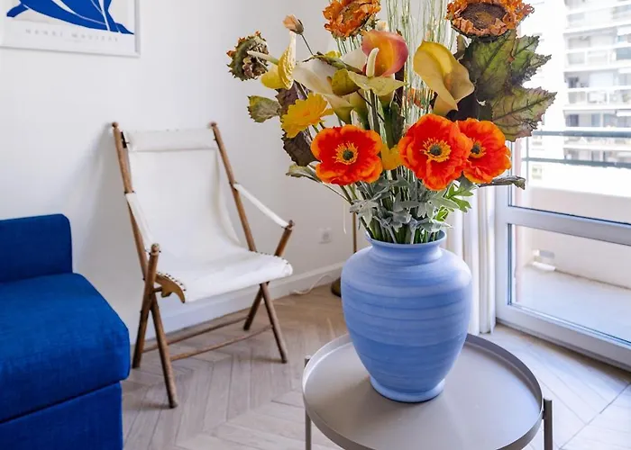 Moderne Proche - Balcon Et Climatisé